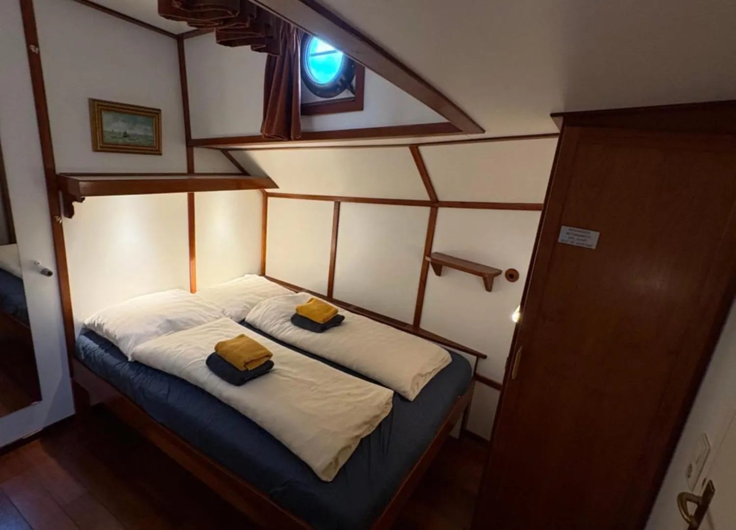 Hotel Hotelboot Zwaan Amsterdam