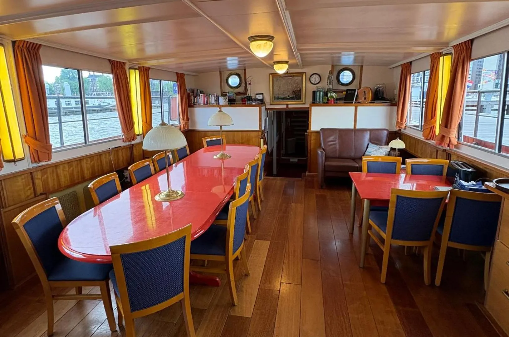 Hotelboot Zwaan Amsterdam 0*,  Netherlands