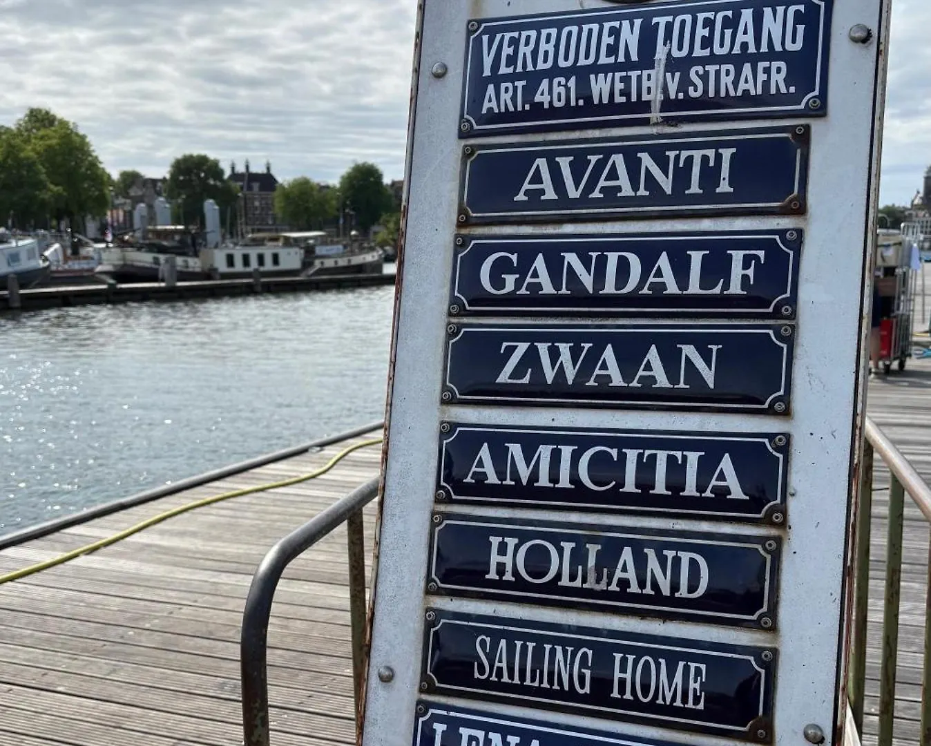 Hotel Hotelboot Zwaan Amsterdam